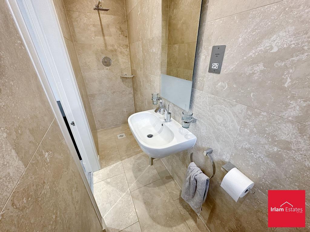 Ensuite