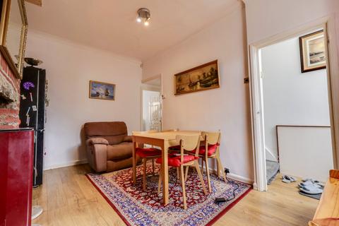 105 Airedale View, Leeds, LS13 1JY