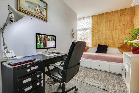 105 Airedale View, Leeds, LS13 1JY