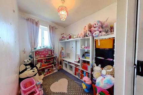 25 Deansway, Northampton, NN3 5JY