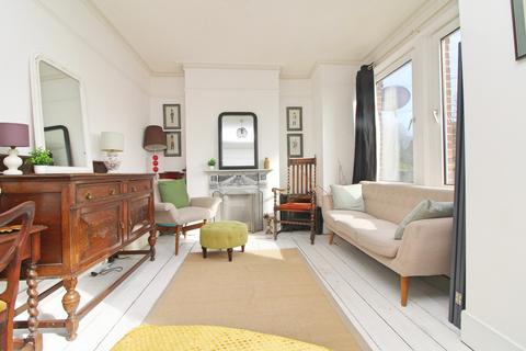 2 bedroom apartment for sale, Bear Road, Brighton