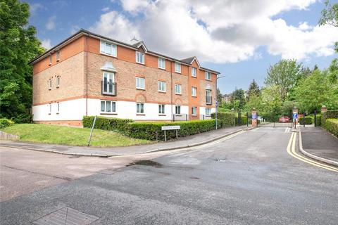 2 bedroom flat to rent, Lindisfarne Gardens, Maidstone, Kent, ME16