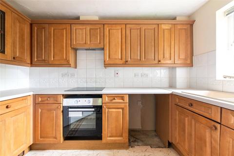 2 bedroom flat to rent, Lindisfarne Gardens, Maidstone, Kent, ME16