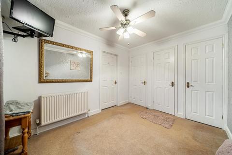 undefined, Haddenham,  Buckinghamshire,  HP17