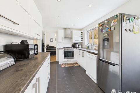 33 Gardner Way, Chandler's Ford, Eastleigh, SO53 1JJ