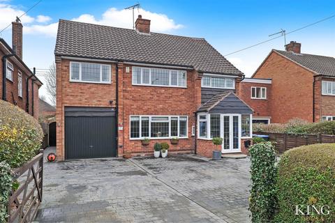 77 Bromsgrove Road, Studley, B80 7PE