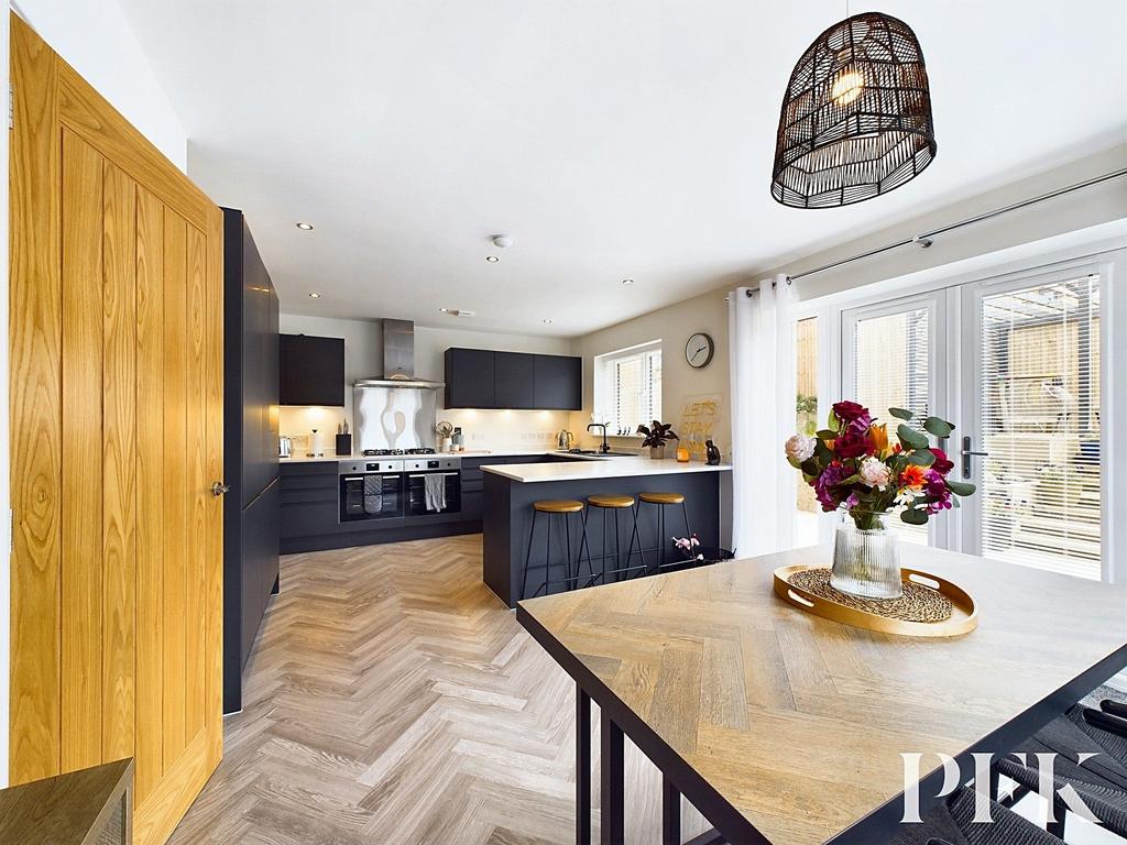 Dining Kitchen