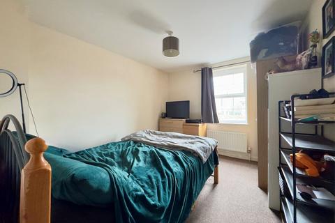 2 bedroom flat for sale, Limborough Road, Wantage, OX12