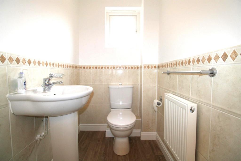 Spacious Downstairs Cloakroom
