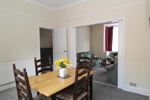 3 bedroom terraced house to rent, Wellsted Street, Hull HU3