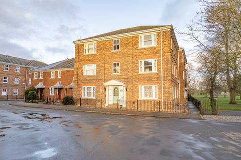 1 bedroom flat to rent, County Court Road, King's Lynn, Norfolk, PE30