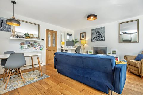 1 bedroom detached bungalow for sale, The Square, Milnthorpe, LA7