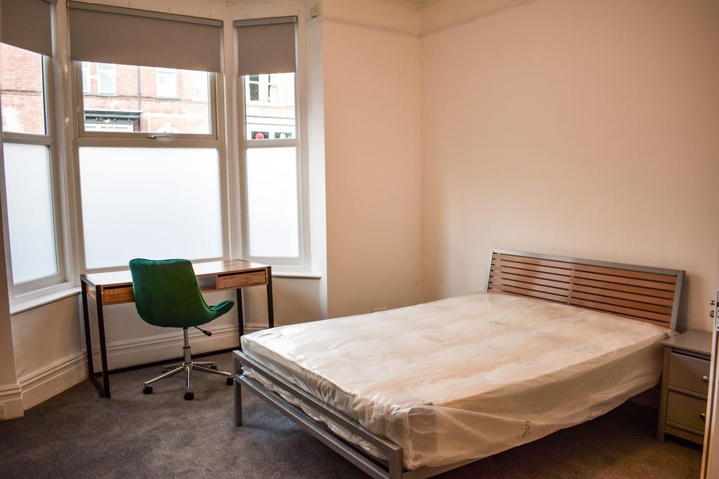 Bed-1-2.jpg