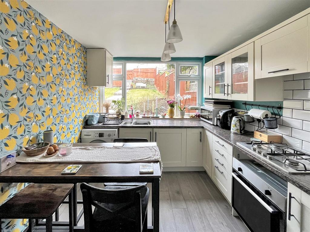 Kitchen/Breakfast Room