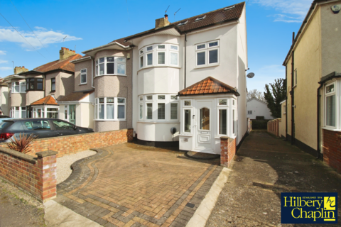 4 bedroom semi-detached house for sale, Kinfauns Avenue, Hornchurch, RM11