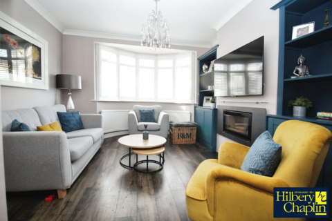 4 bedroom semi-detached house for sale, Kinfauns Avenue, Hornchurch, RM11