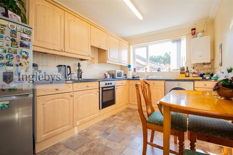 41 Cattersty Way, Brotton, Saltburn-by-the-sea, TS12 2UH