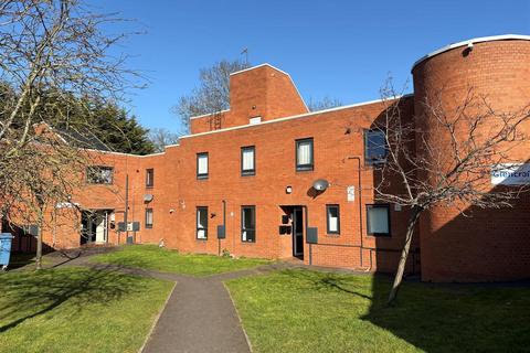 1 bedroom flat to rent, Flat 7, Glencroft Court, Knightsbridge Road