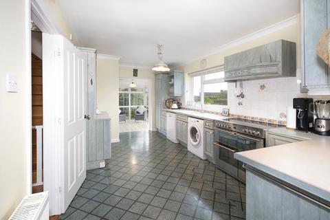 undefined, The Close, School Lane, Southam, Gloucestershire, GL52