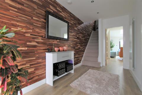 5 bedroom detached house for sale, Briar Walk, Oadby, LE2