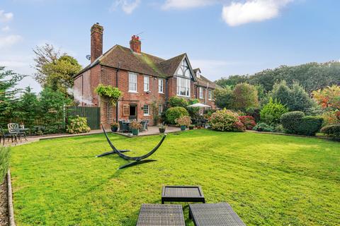 3 bedroom semi-detached house for sale, Highsted Road, Sittingbourne, Kent, ME10
