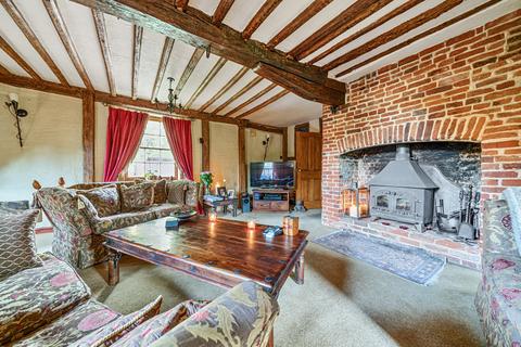 3 bedroom semi-detached house for sale, Highsted Road, Sittingbourne, Kent, ME10