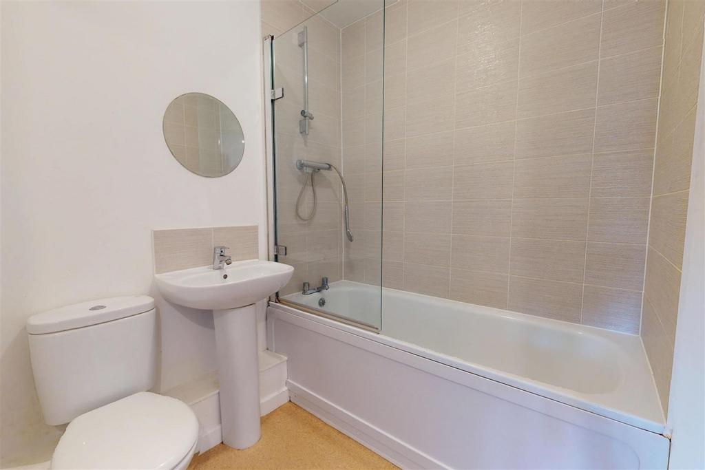 15 Ryeland-Way-03172025 152527.jpg