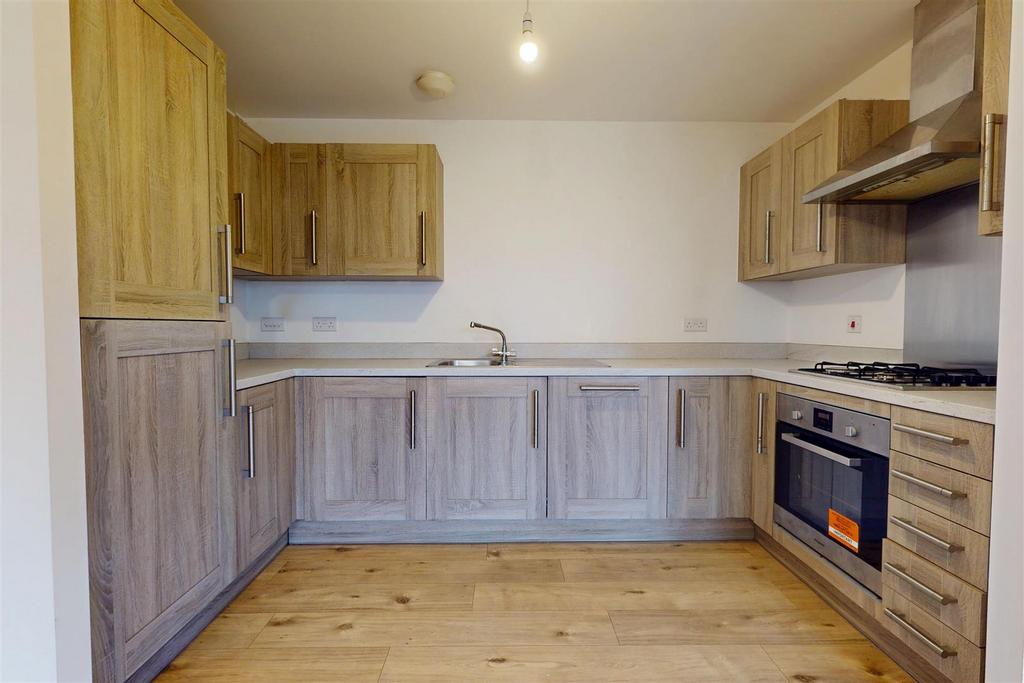 15 Ryeland-Way-03172025 152419.jpg