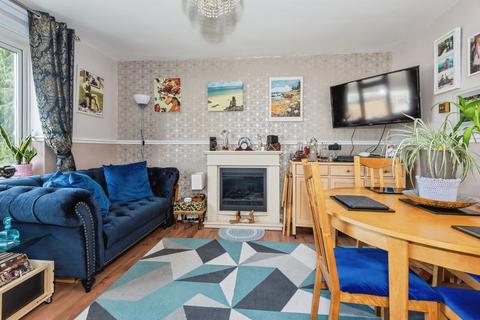 85 Rough Rew, Dorking, RH4 2PA