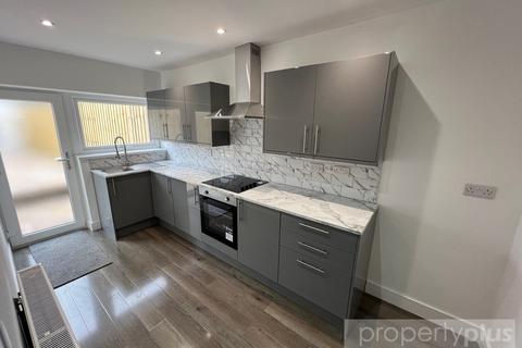3 bedroom terraced house for sale, Treharne Street Pentre - Pentre