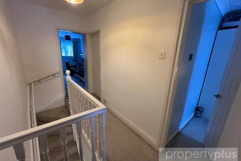 3 Oakfield Terrace, Tonypandy, CF40 2TE