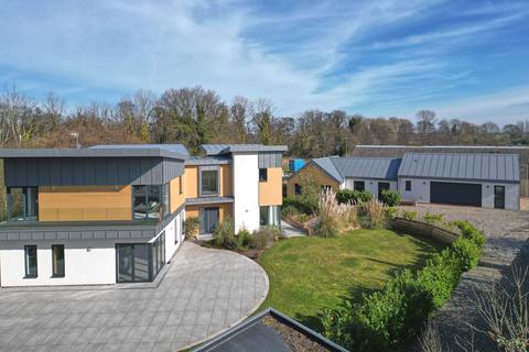 6 bedroom detached house for sale, Damgate Lane, Acle, Norwich