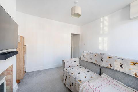 3 bedroom terraced house for sale, Avondale Road, Lowestoft