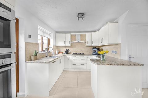 4 bedroom detached house for sale, Heol Brithdir, Birchgrove, Swansea
