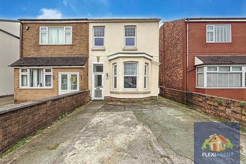 21 Compton Road, Southport, PR8 4EE