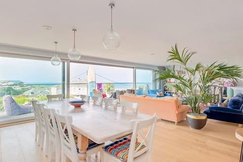 6 bedroom house for sale, Restor, Polzeath