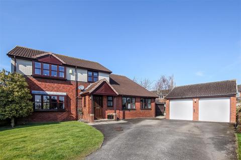 4 bedroom detached house for sale, St. Georges Grove, Northallerton