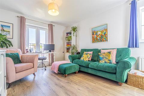 59 Brean Road, Swindon, SN25 2NL