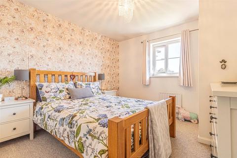 59 Brean Road, Swindon, SN25 2NL