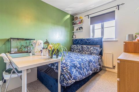 59 Brean Road, Swindon, SN25 2NL