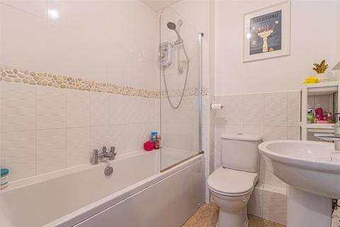 59 Brean Road, Swindon, SN25 2NL
