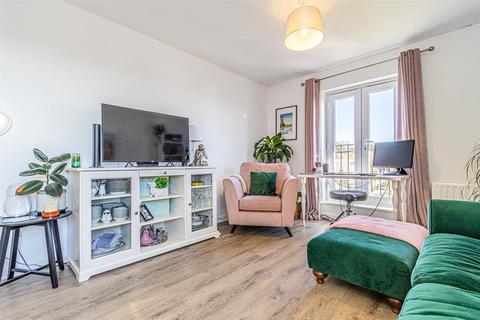 59 Brean Road, Swindon, SN25 2NL