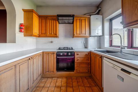12 Mayfield Avenue, London, W13 9UR