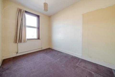 12 Mayfield Avenue, London, W13 9UR