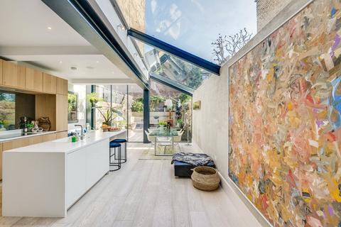 54 Shirlock Road, London, NW3 2HS