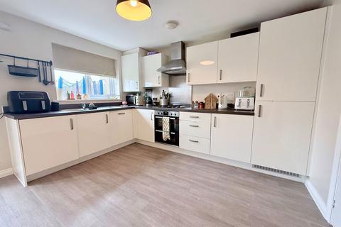 4 bedroom semi-detached house for sale, Bugle Place, Newton Abbot TQ12