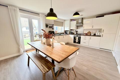 4 bedroom semi-detached house for sale, Bugle Place, Newton Abbot TQ12