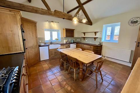 3 bedroom barn conversion for sale, Hall Lane, Tharston