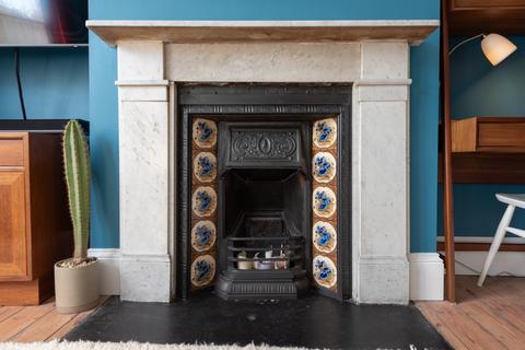 2 bedroom ground floor maisonette for sale, Newport Road, Leyton, London, E10 6PH