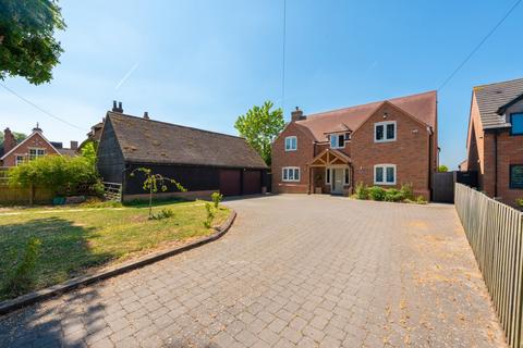 4 bedroom detached house for sale, Lower Road, Stoke Mandeville, Aylesbury, Buckinghamshire, HP22